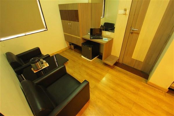 Princess Hotel Ankleshwar Eksteriør billede