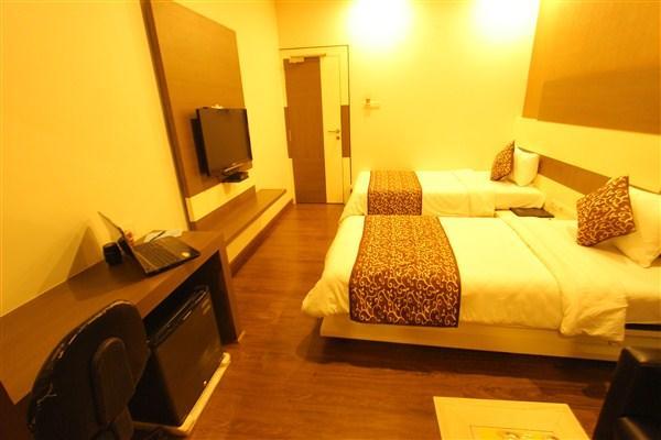 Princess Hotel Ankleshwar Eksteriør billede