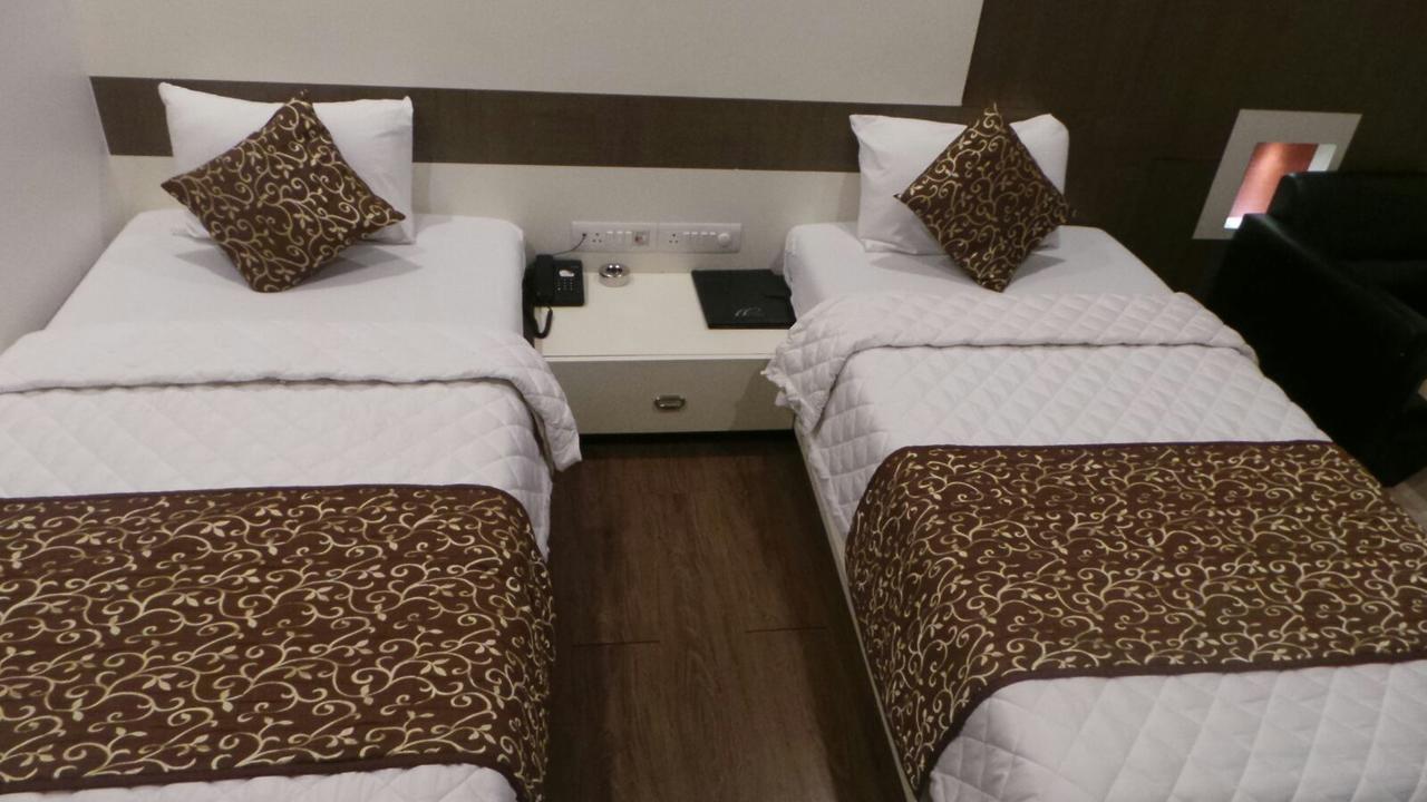 Princess Hotel Ankleshwar Eksteriør billede