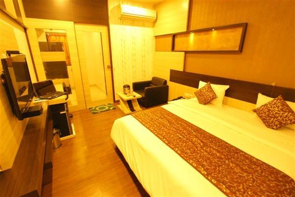 Princess Hotel Ankleshwar Eksteriør billede