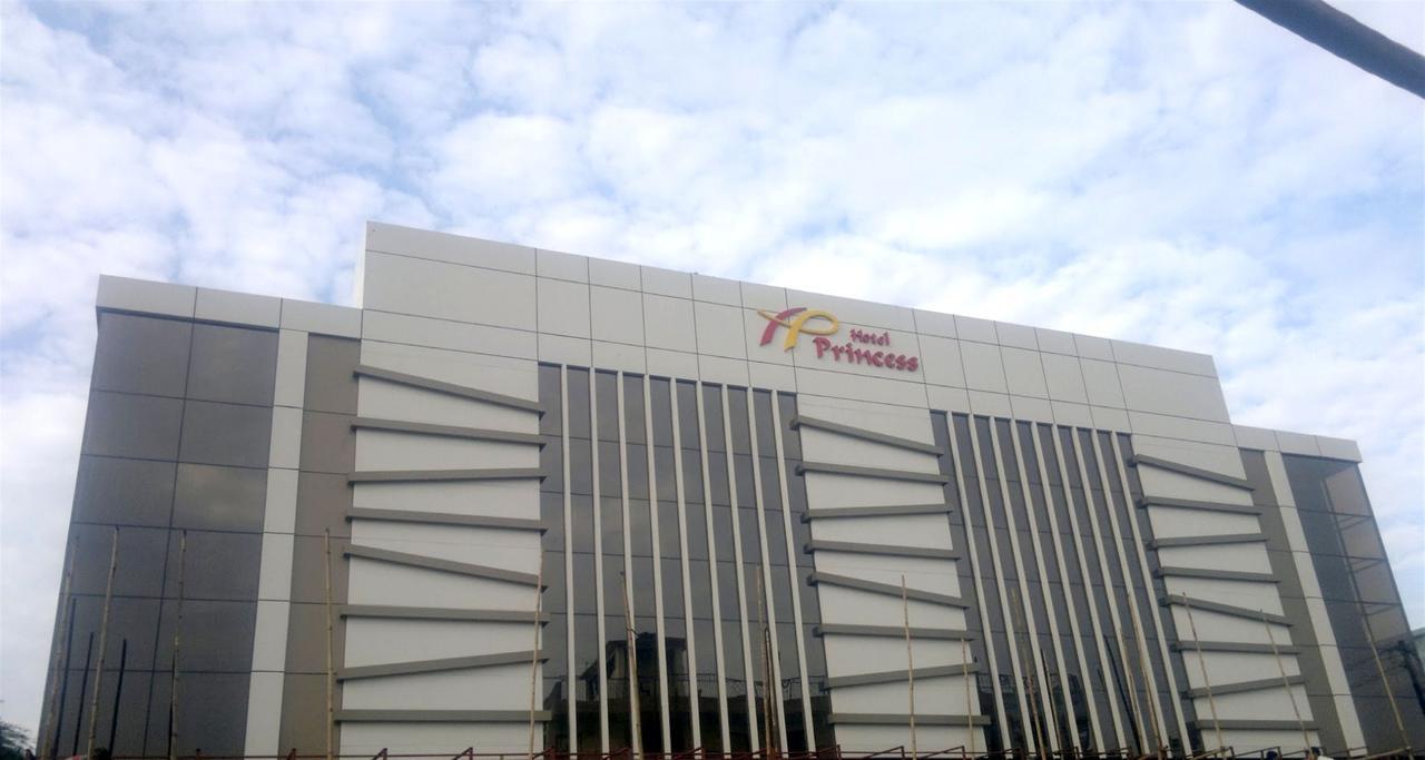 Princess Hotel Ankleshwar Eksteriør billede
